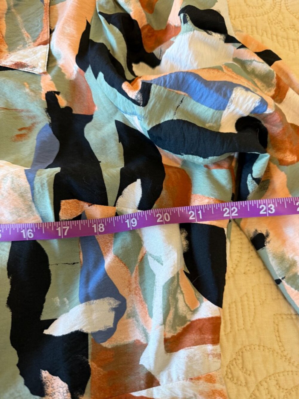 Nine West Abstract print midi shirt dress with button-front and waist tie. XL - Picture 6 of 9